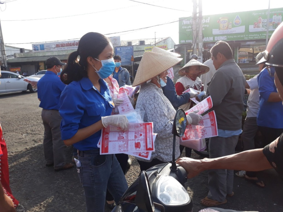 Đoàn Thanh niên Thị Trấn Tuyên truyền phòng, chống dịch bệnh Corona..